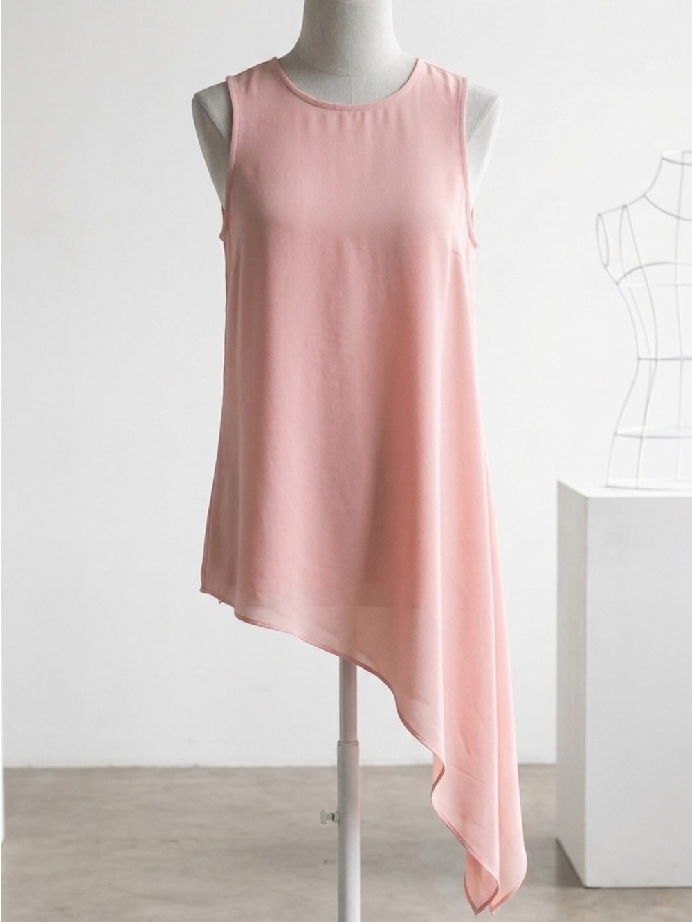 Kenneth Cole| NEW Blush Pink Lightweight Asymmetrical Sleeveless Dress NWT Sz XS